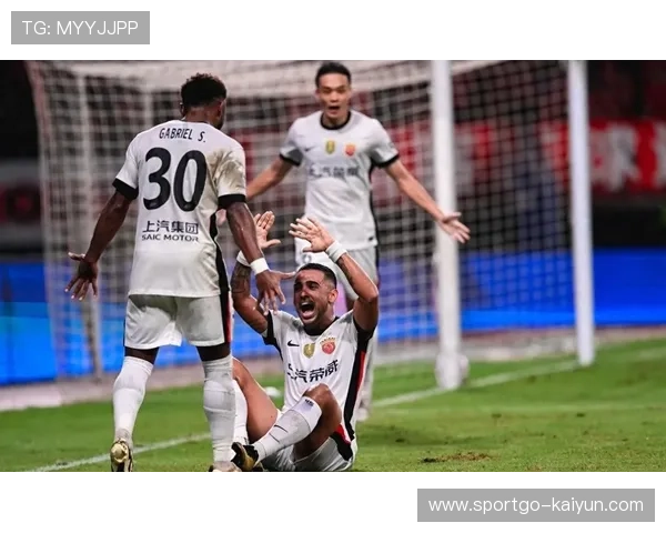 上海海港0-0柔佛亚冠6轮不胜，陈威全场11次扑救